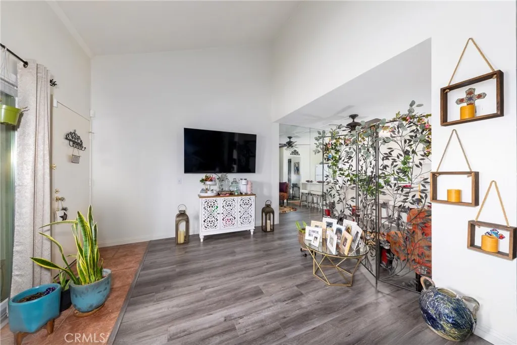 15224 Ocaso Avenue H212, La Mirada, California 90638 home-pic-3